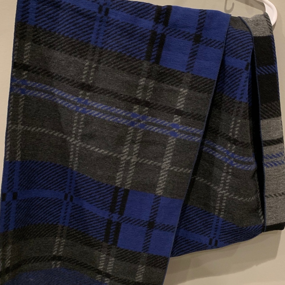 Club Room | Silk Scarf | Blue & Gray | Used